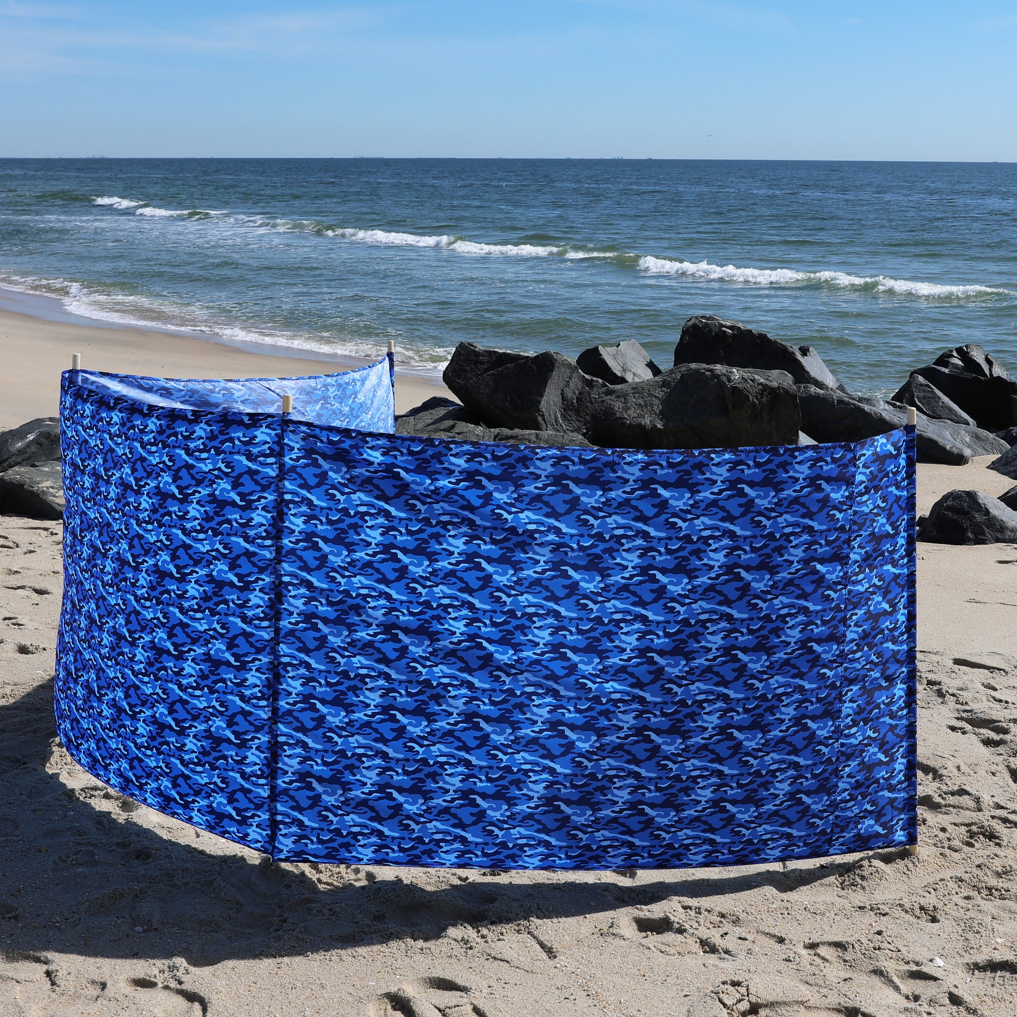 Ocean Camo Elite Beach Recycled Polyester Rip-Stop Extra Tall 42" Lightweight Windscreen, Privacy Screen, Wind Blocker, Free Matching Shoulder Bag (NEW MAHOGANY WOOD POLES)